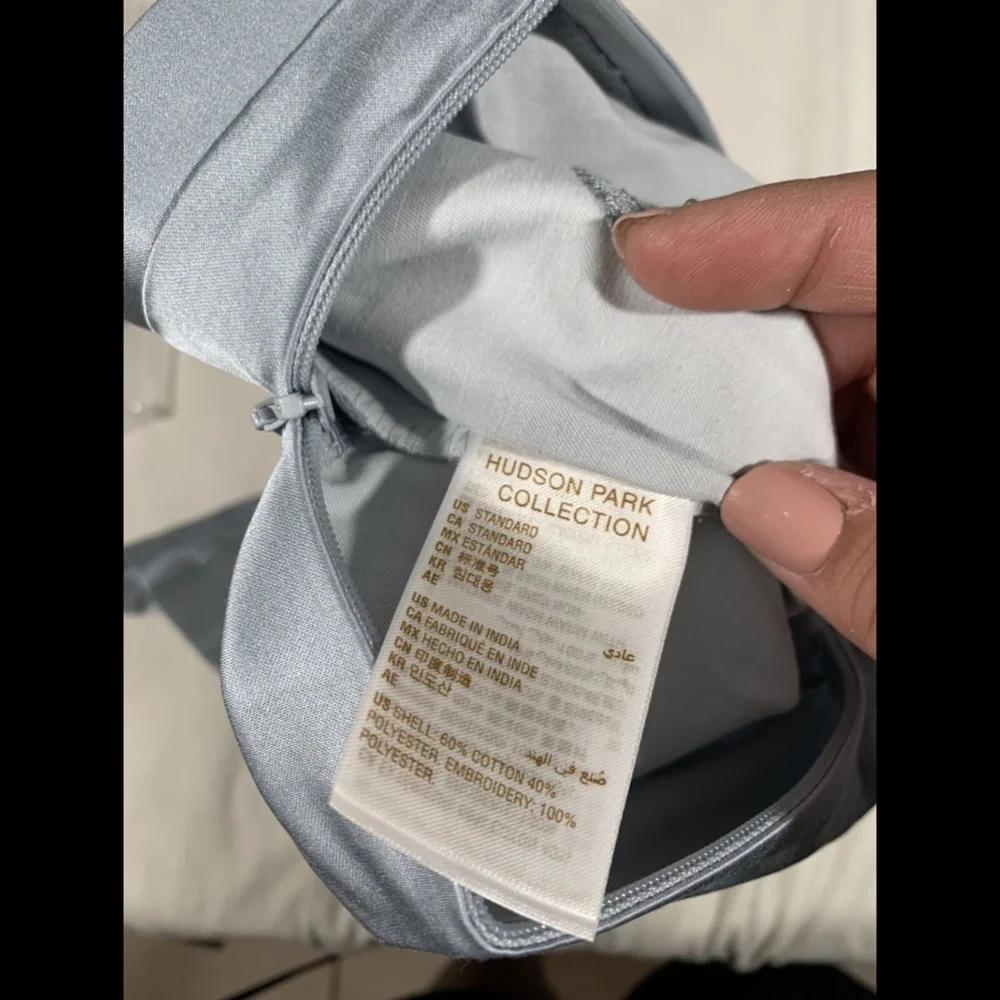NIB [ 1 Standard ] Sham for Hudson Park‎ Embroidered Tile